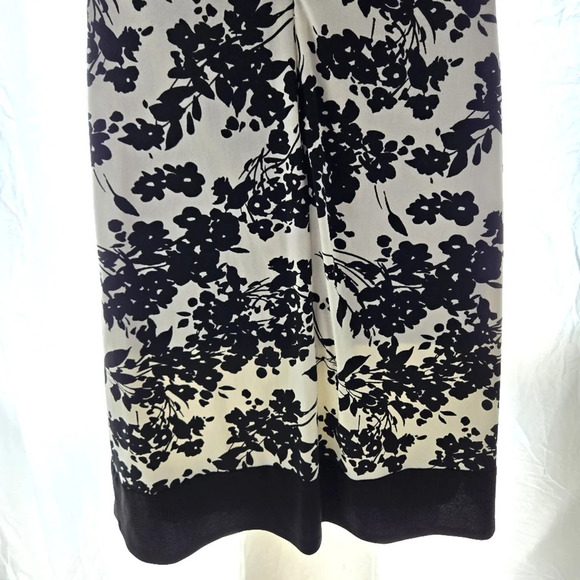 Adorable Dress - Picture 7 of 8